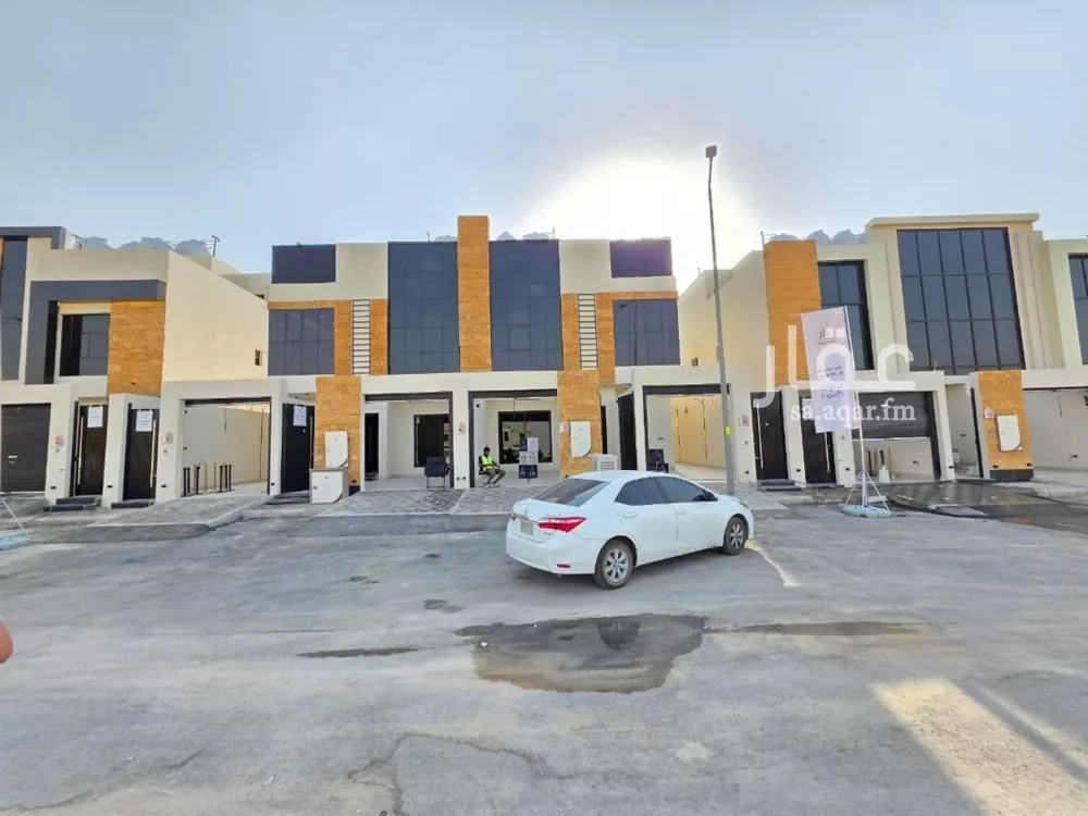 دوبلكس 5 غرف في عكاظ 3