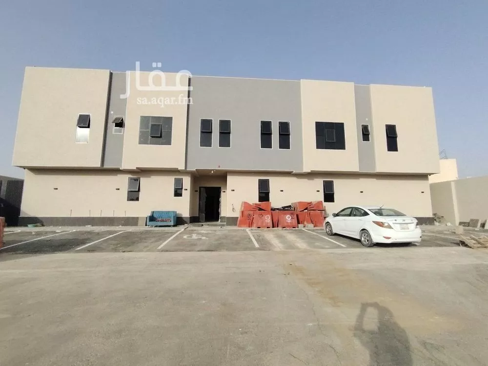 4 bedroom apartment in Dhahrat Namar, Riyadh 4