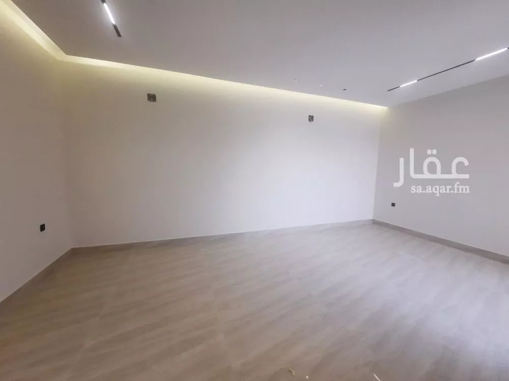 فيلا 5 غرف في ديراب 4