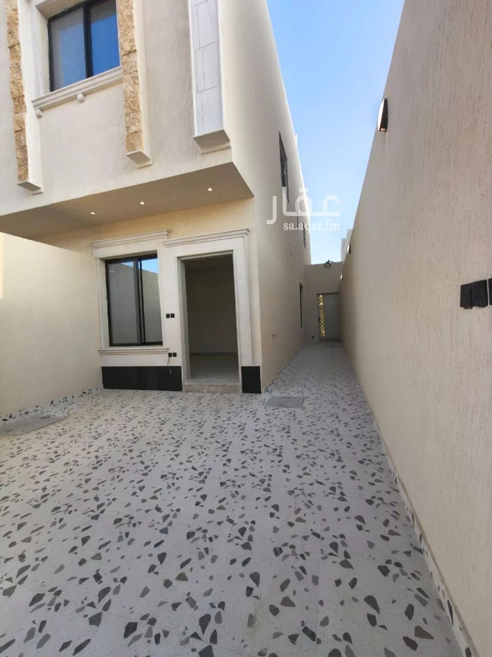 5 bedroom floor in Taibah 4