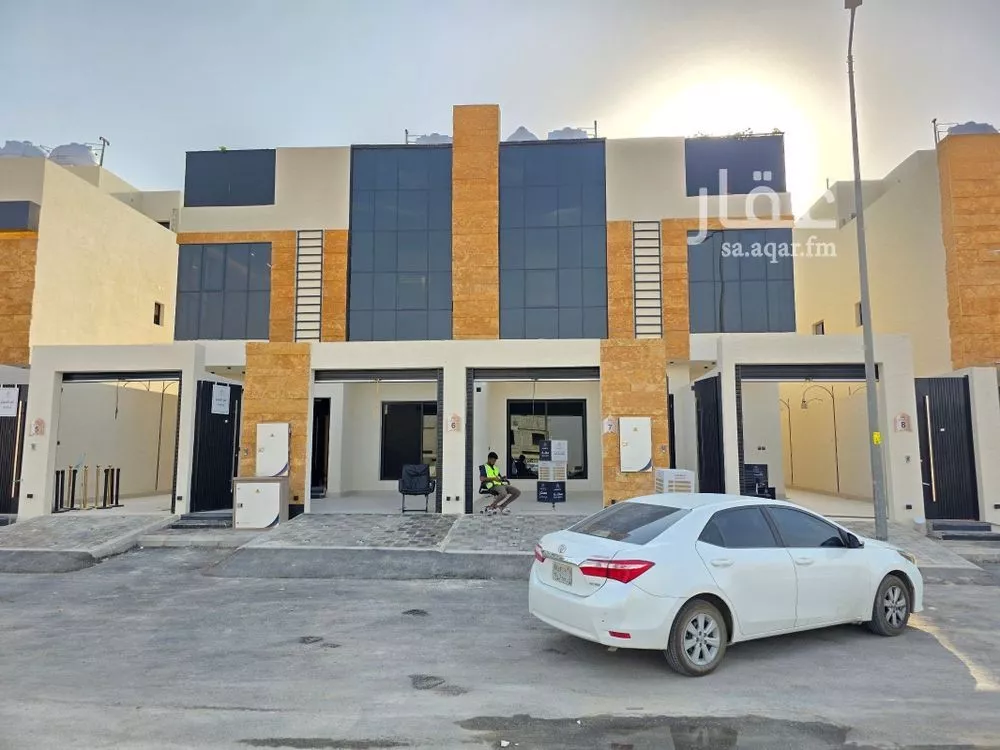 دوبلكس 5 غرف في عكاظ 4