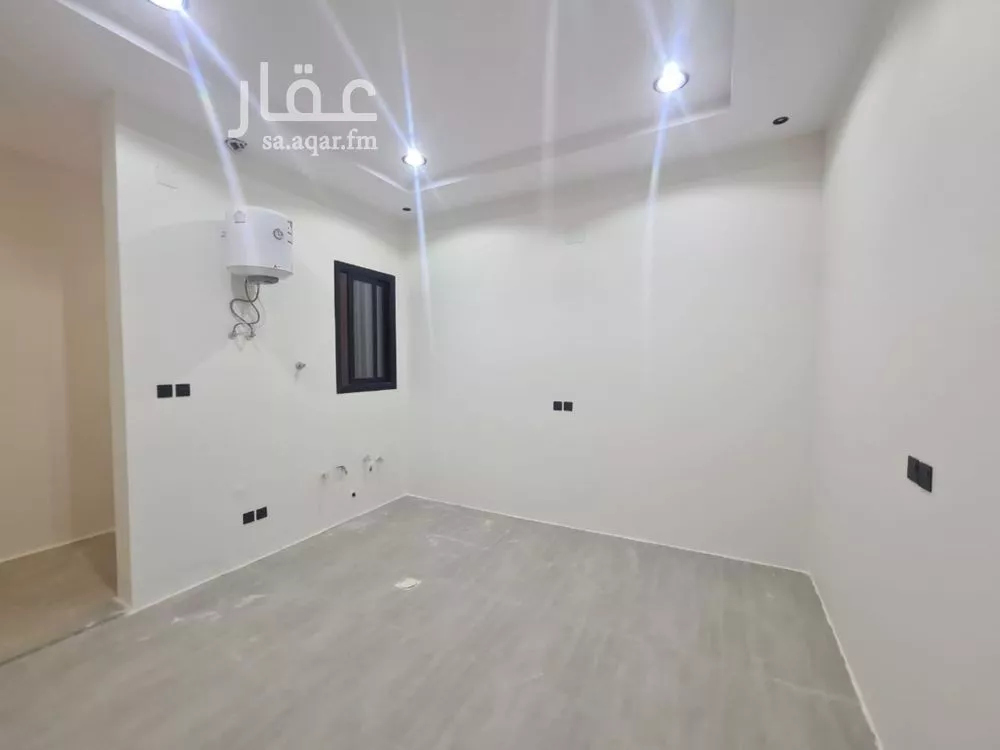 فيلا 6 غرف في الزهرة 4