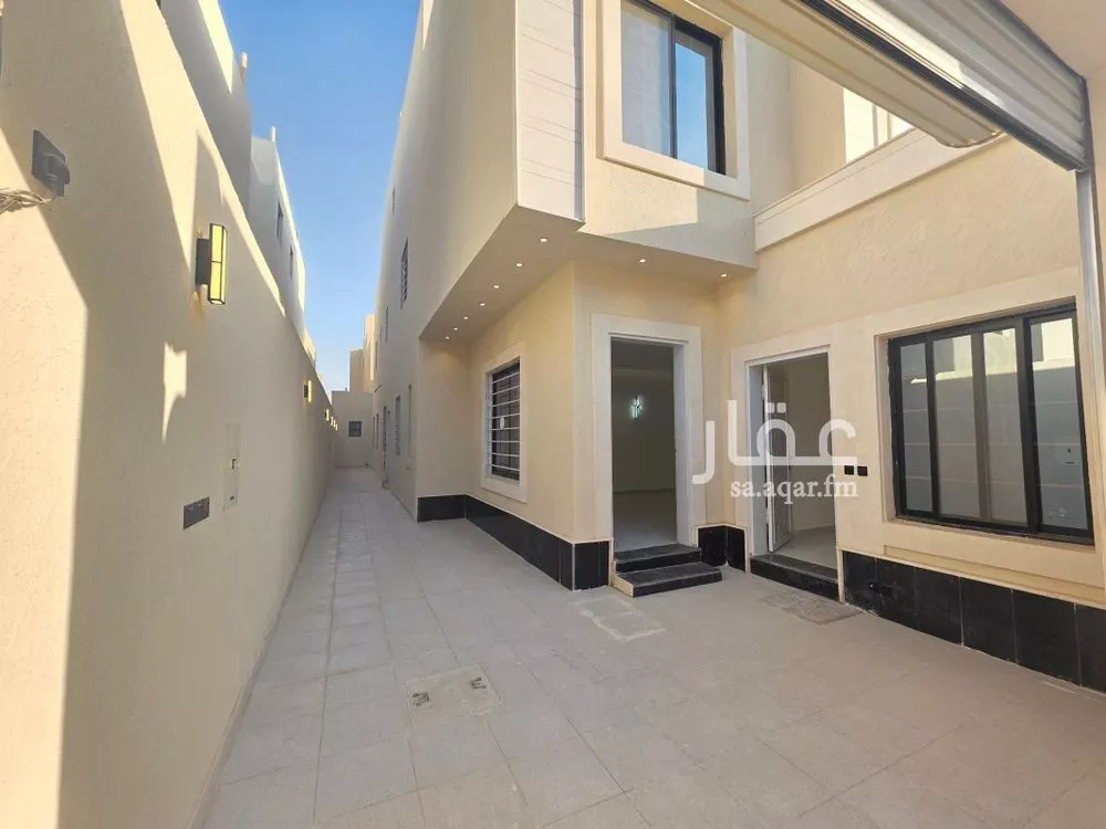 5 bedroom apartment in Badr 3