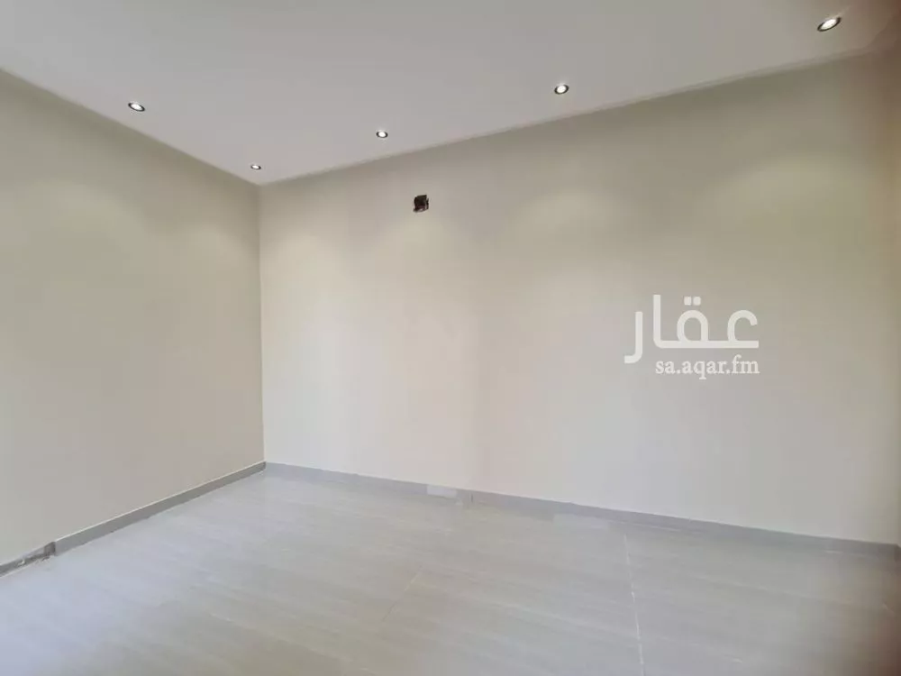 4 bedroom villa in Okaz, Riyadh 17