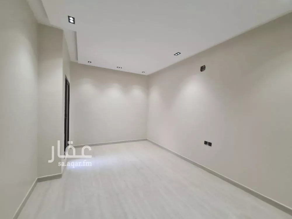 دور 4 غرف في بدر 4