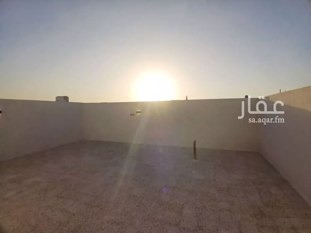 فيلا 5 غرف في طويق 3