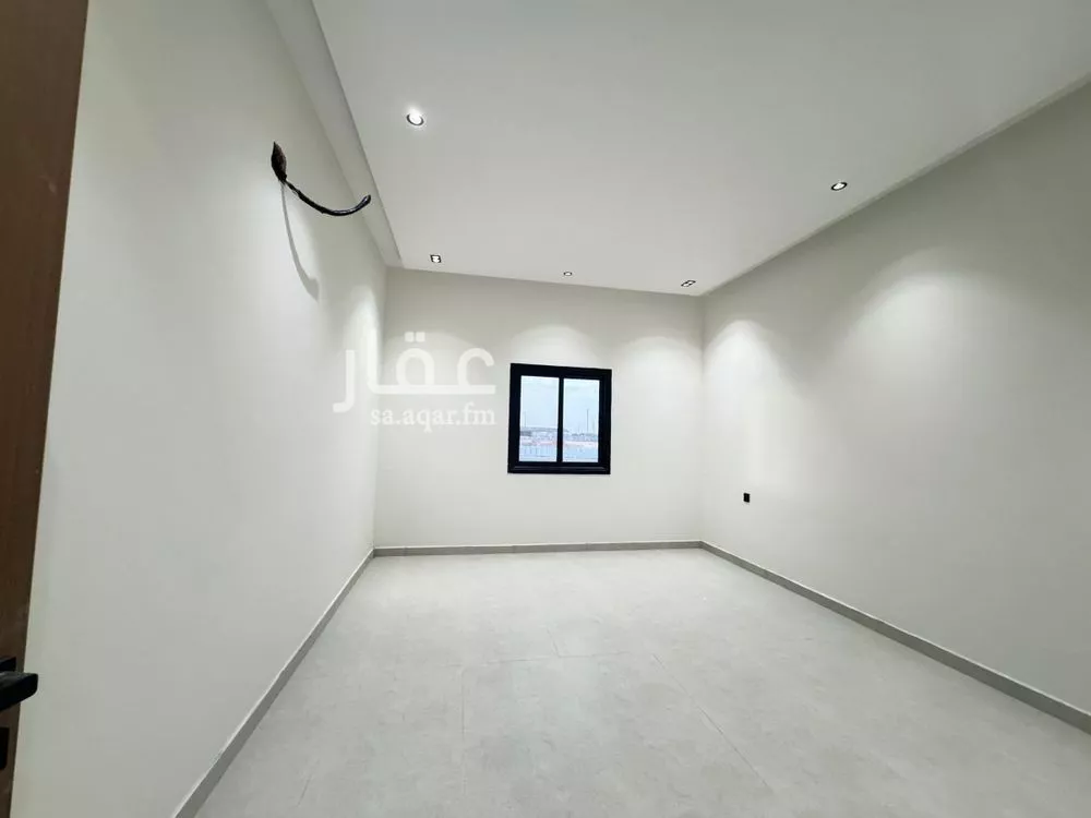 5 bedroom apartment in Tuwaiq 2