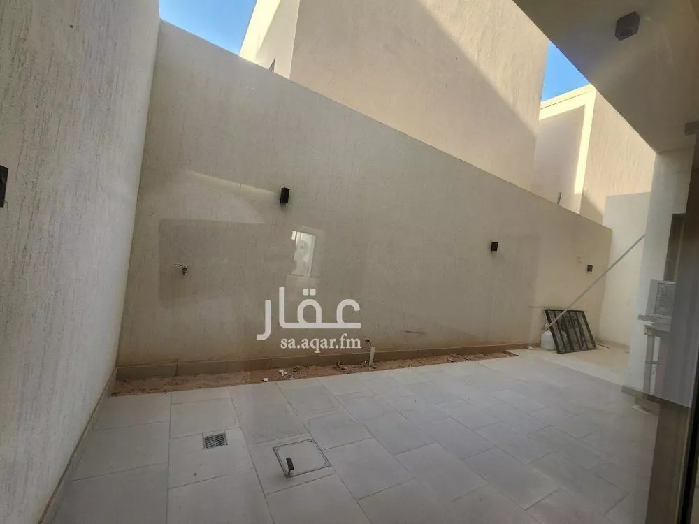4 bedroom villa in Al Hazm, Riyadh 7
