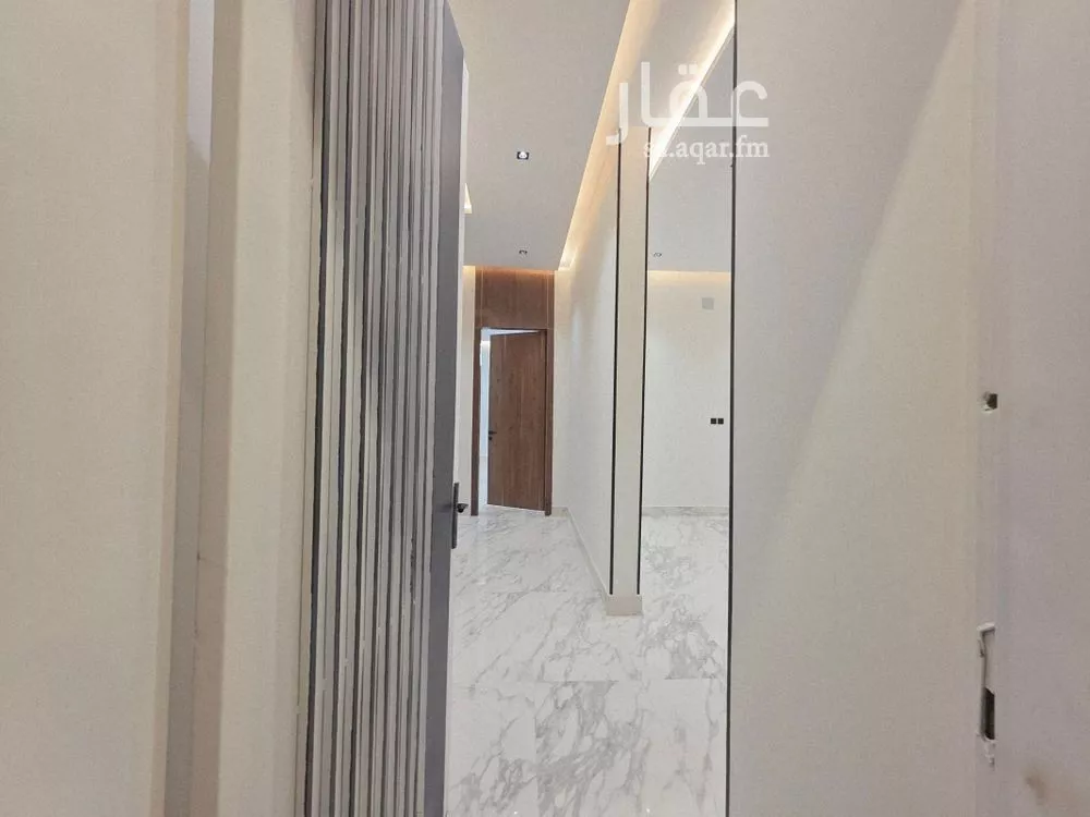 4 bedroom floor in Badr 5