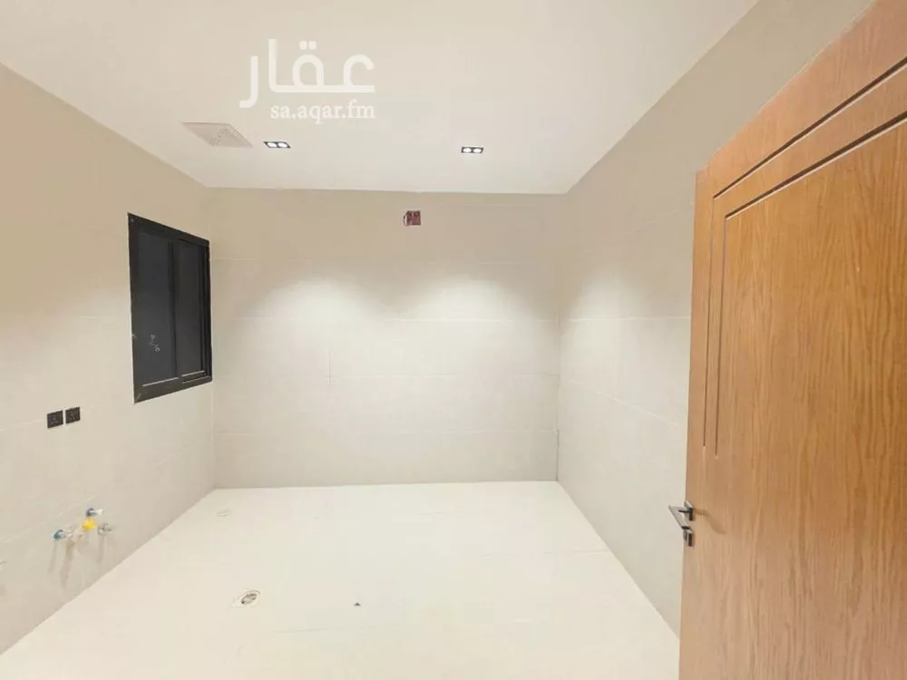 4 bedroom floor in Taibah 5