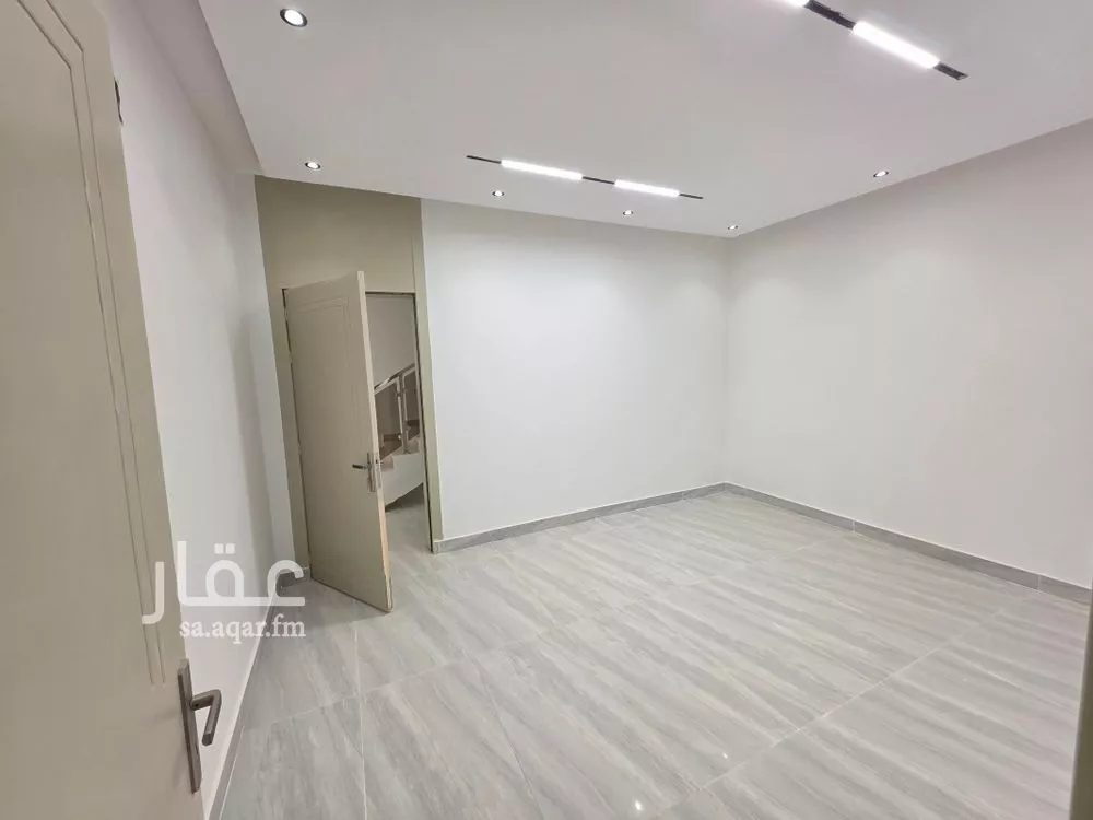 دور 5 غرف في طيبة 4