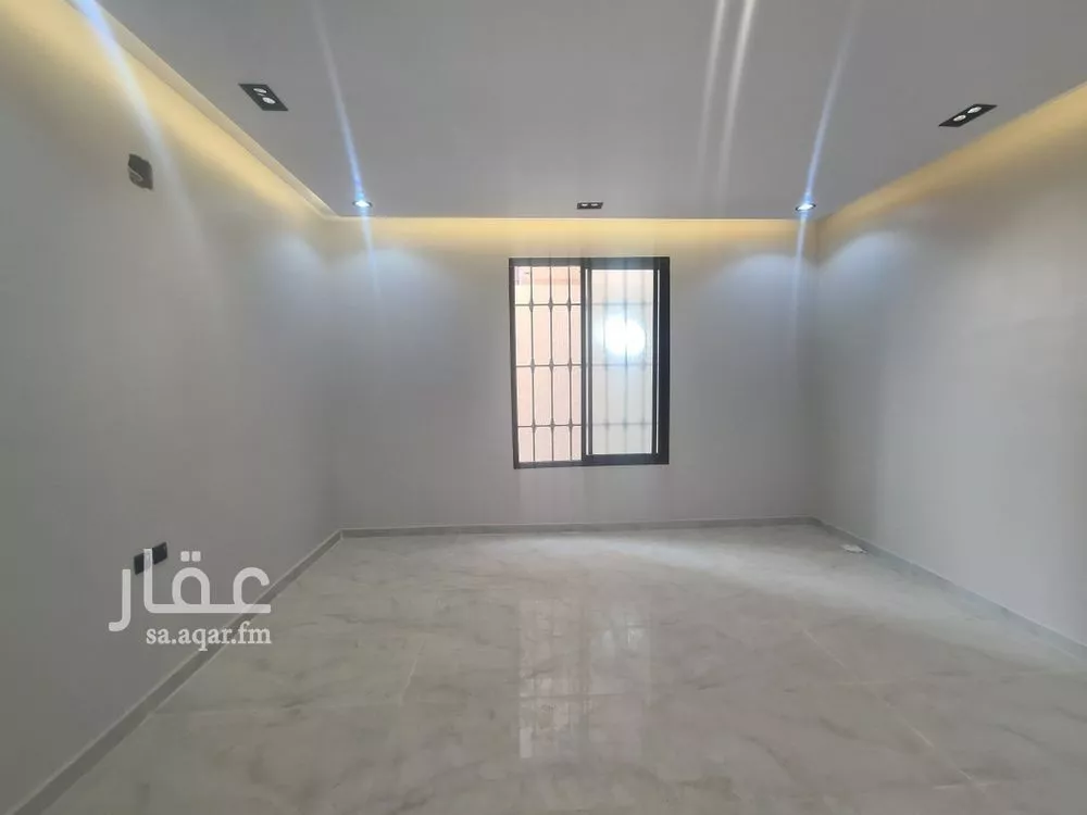 فيلا 5 غرف في بدر 5