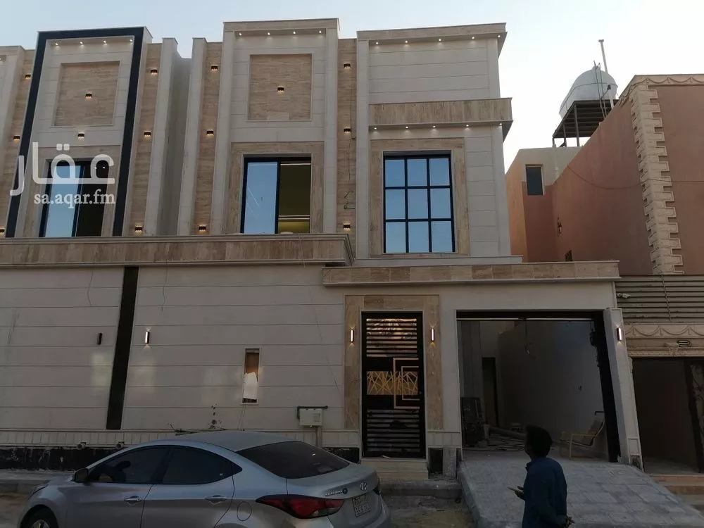 فيلا 6 غرف في العريجاء الغربية 2