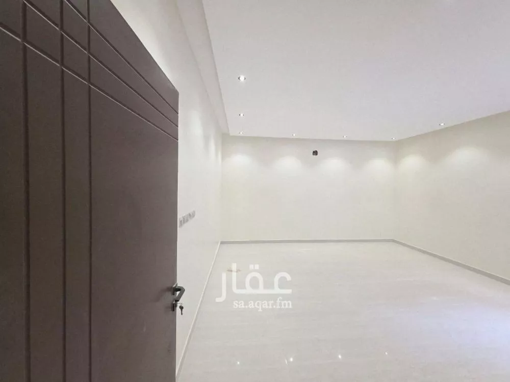 5 bedroom duplex in Okaz 3