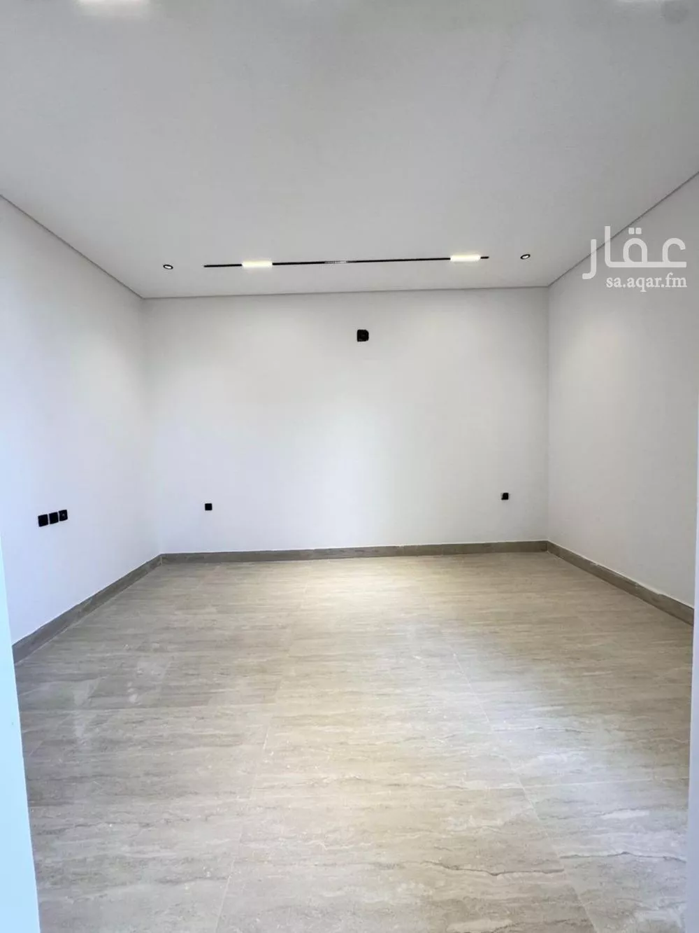 5 bedroom floor in Dahiat Namar 4