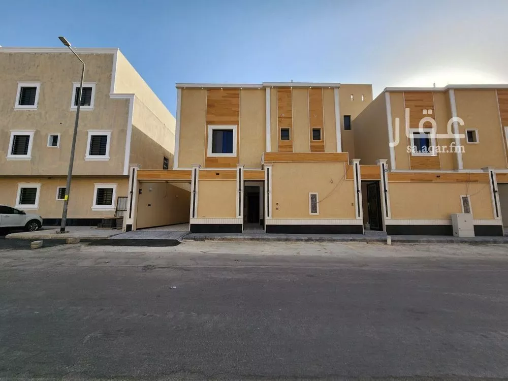 دوبلكس 7 غرف في الدار البيضاء 1