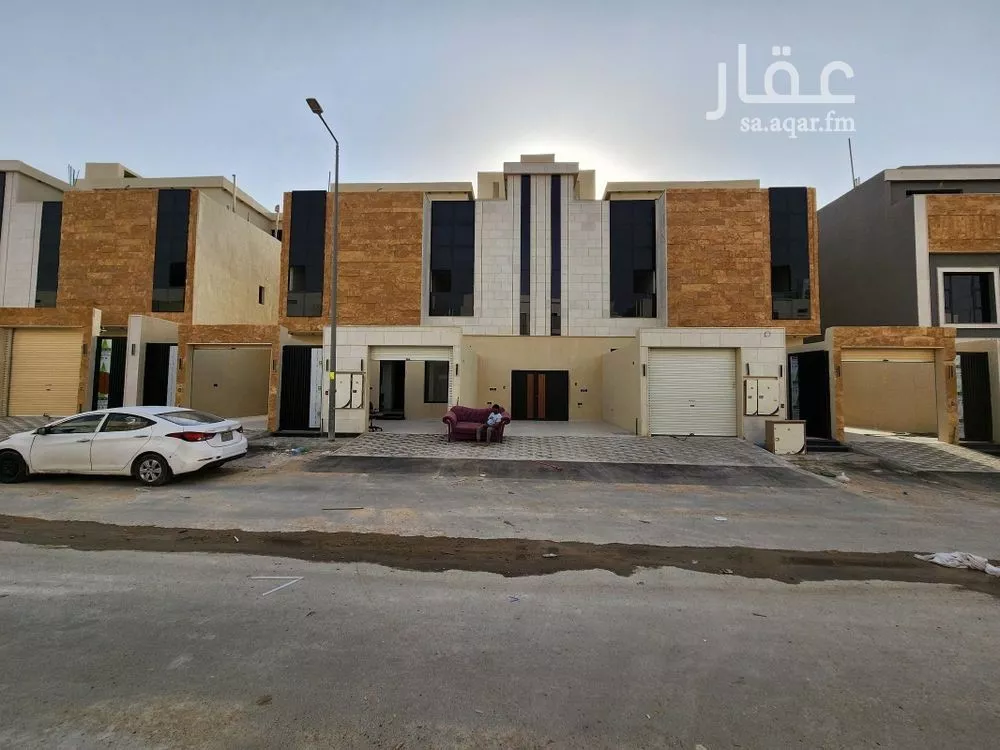 شقة 7 غرف في عكاظ 1