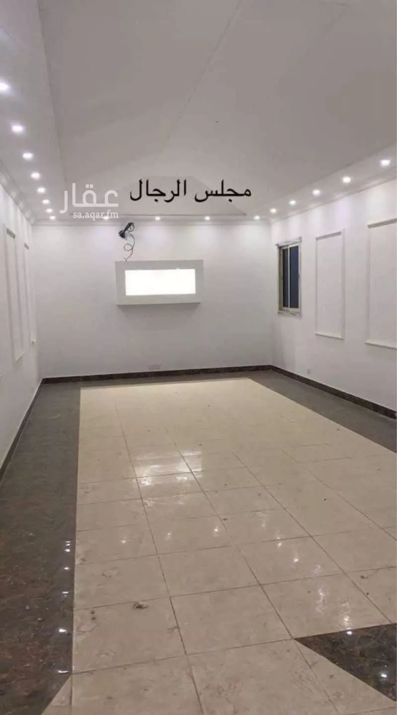 فيلا 7 غرف في ام خالد 1