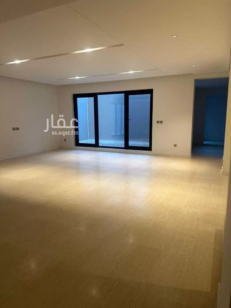 فيلا 4 غرف في العارض 1