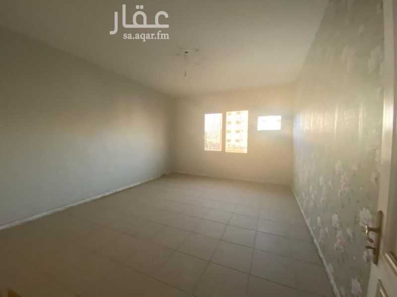 3 bedroom apartment in Al Sharafiyah, Jeddah 8