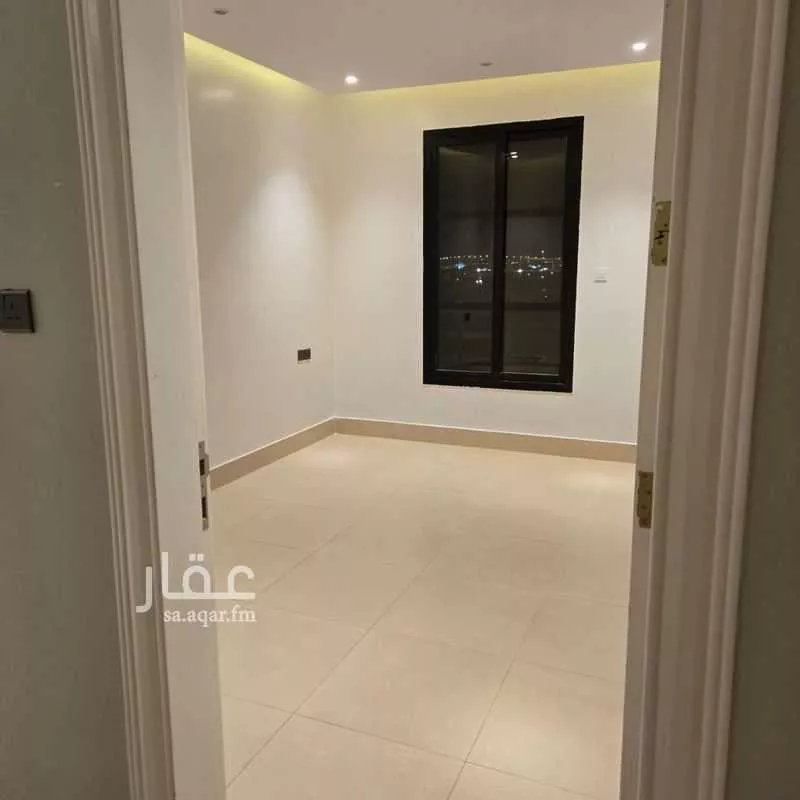 شقة 4 غرف في النرجس 3