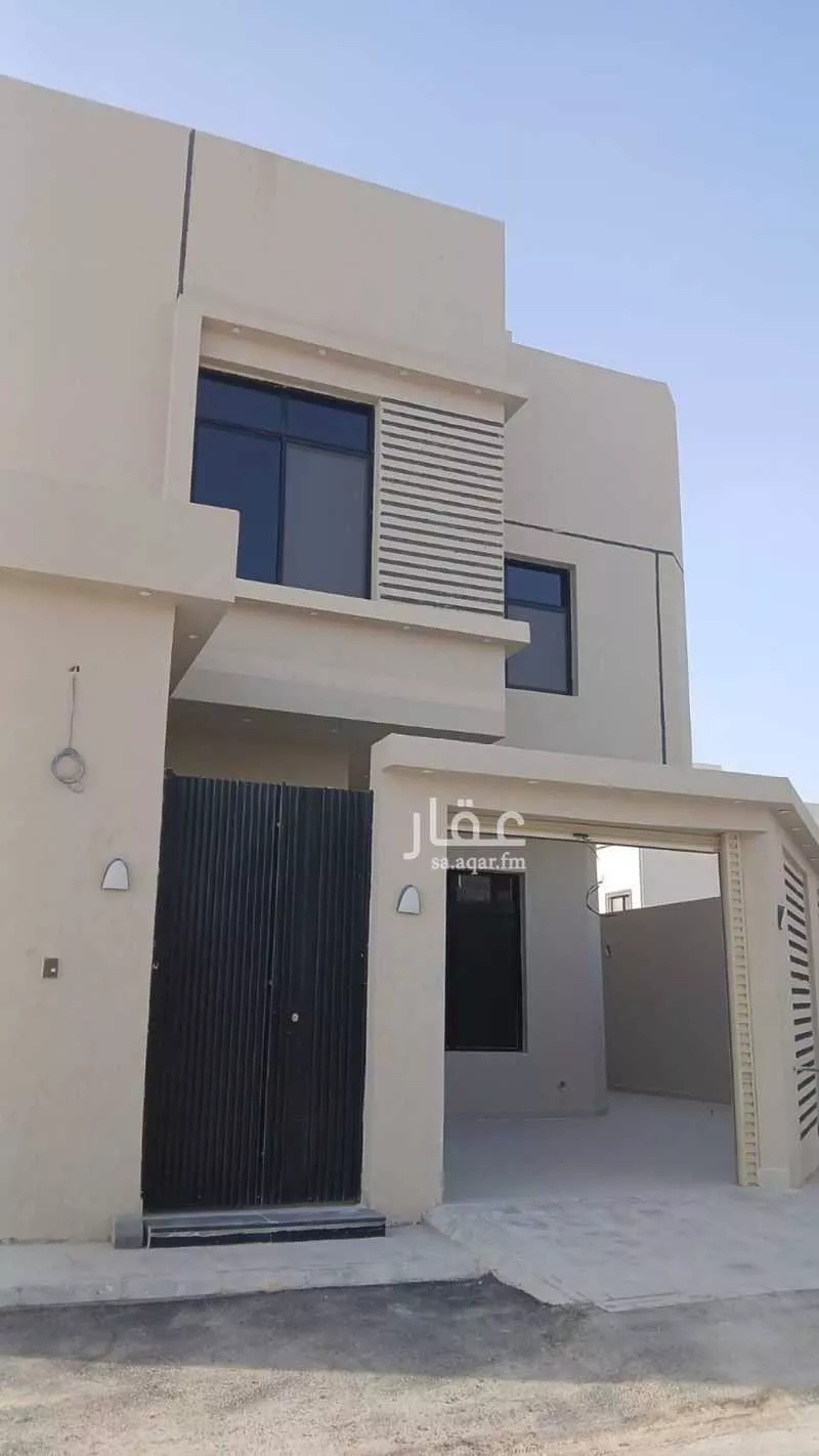 فيلا 5 غرف في الجنادرية 1