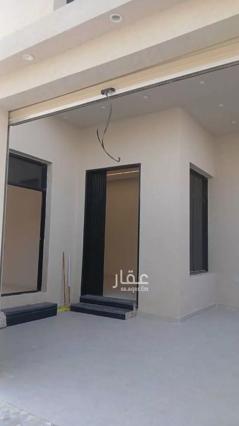 فيلا 5 غرف في الجنادرية 2