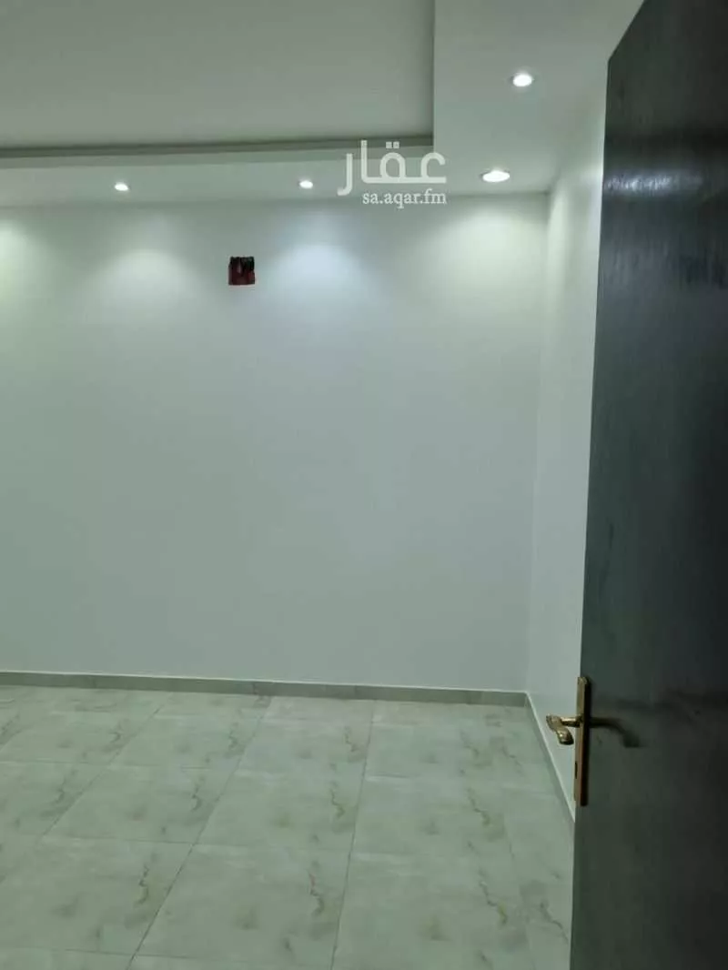 شقة 1 غرف في الرمال 2