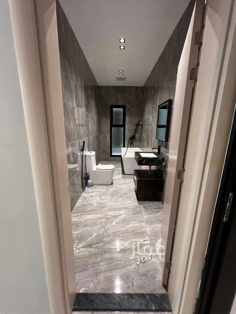 6 bedroom villa in Az Zomorod 4