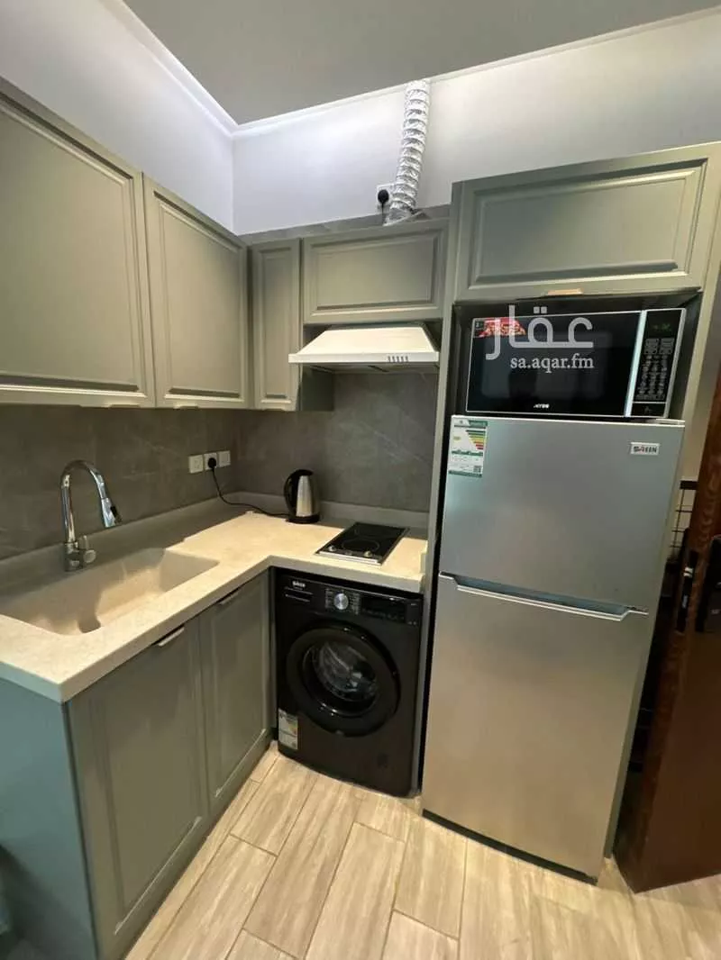 1 bedroom apartment in Al Malaz 2