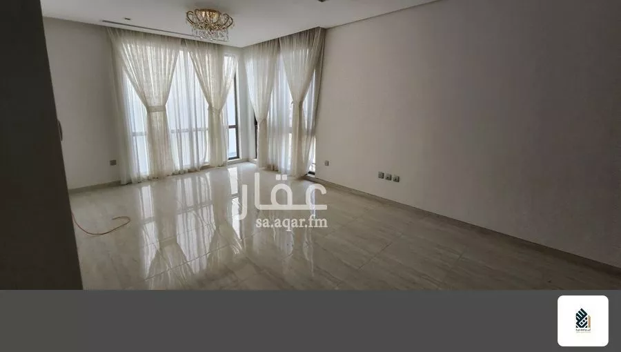 4 bedroom villa in As Sadafah, Eastern Province 13