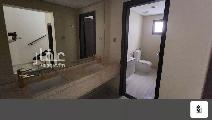 4 bedroom villa in As Sadafah, Eastern Province 9