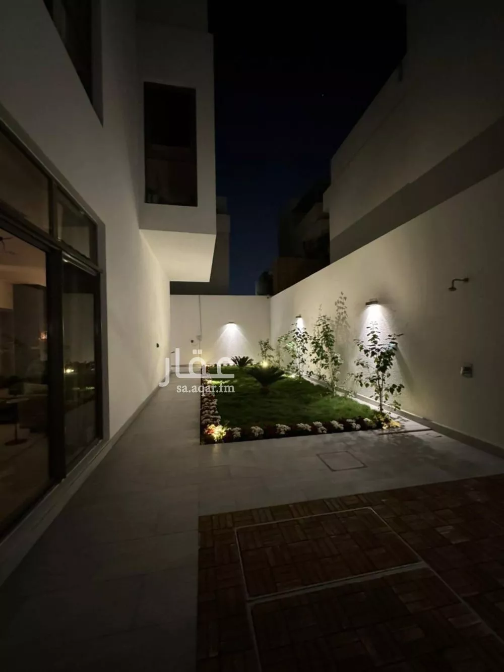 فيلا 4 غرف في الصدفة 3