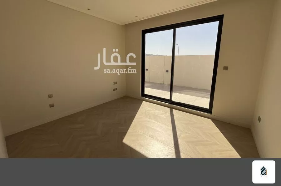 4 bedroom villa in Eastern Province 7