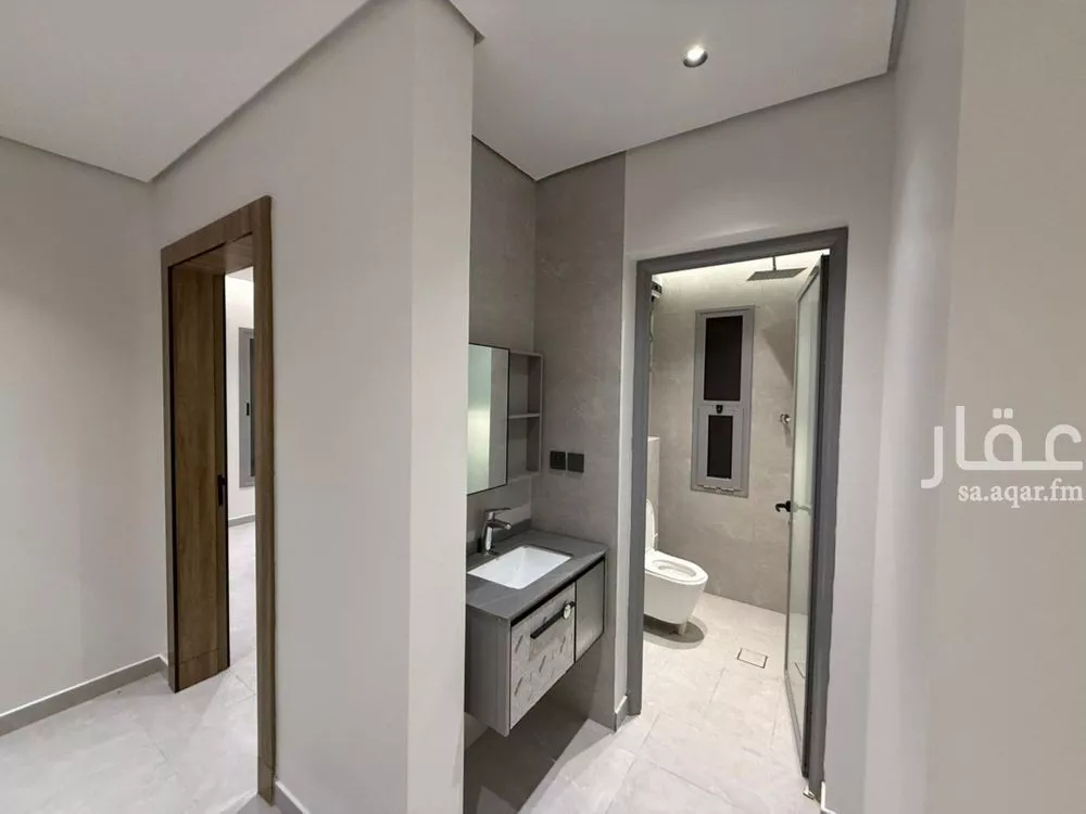 شقة 3 غرف في السيف 4