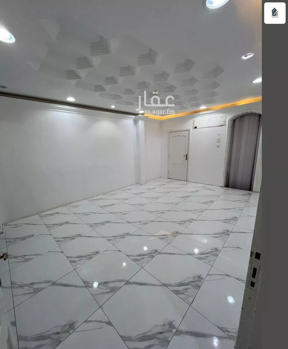 عمارة 420 م² في الدفاع 3