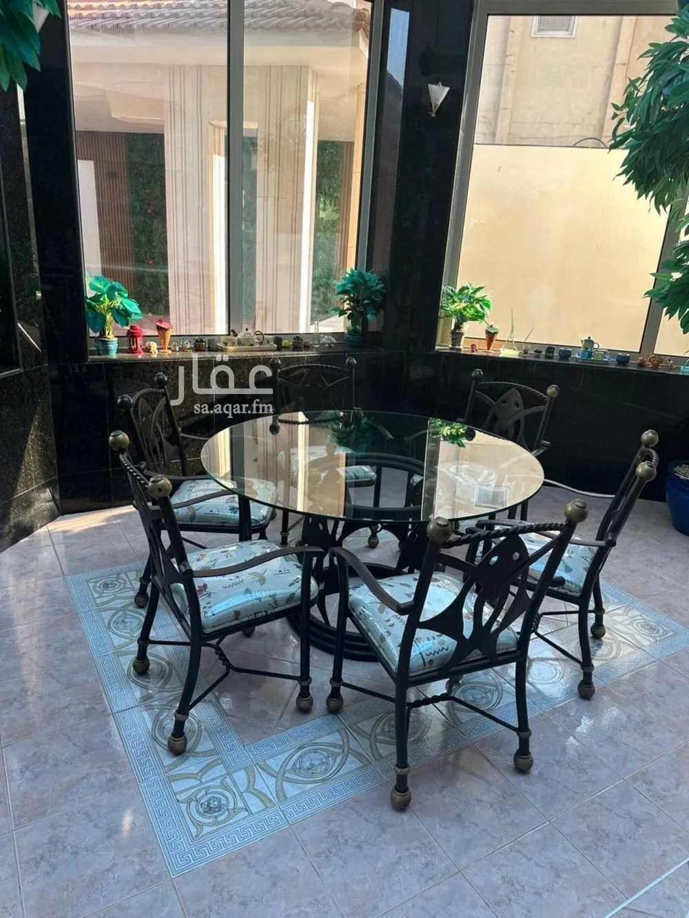 فيلا 4 غرف في الحمراء 3