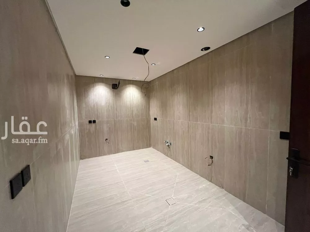 4 bedroom villa in As Sadafah, Eastern Province 8