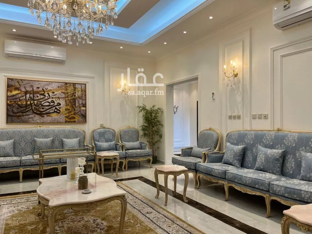 فيلا 4 غرف في الصدفة 5