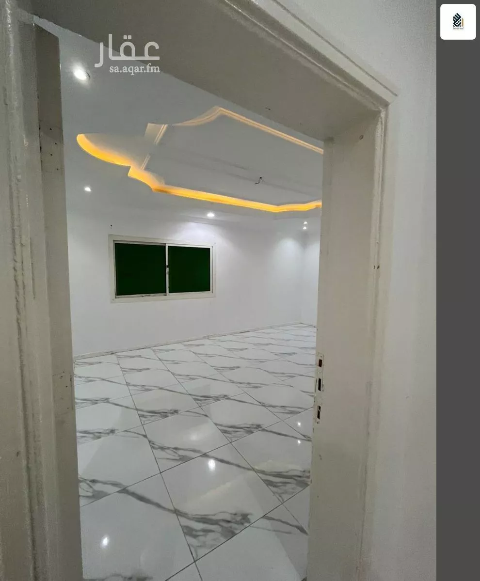 عمارة 420 م² في الدفاع 5