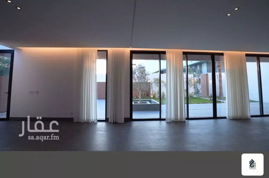 4 bedroom villa in As Sadafah, Eastern Province 11