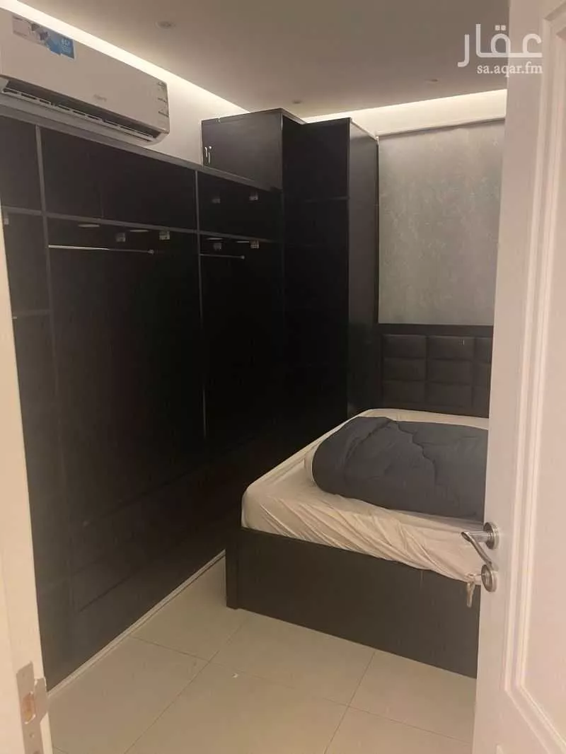 3 bedroom apartment in Al Aqiq 5