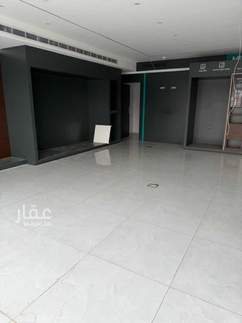 shop in Ar Rayan, Riyadh 5