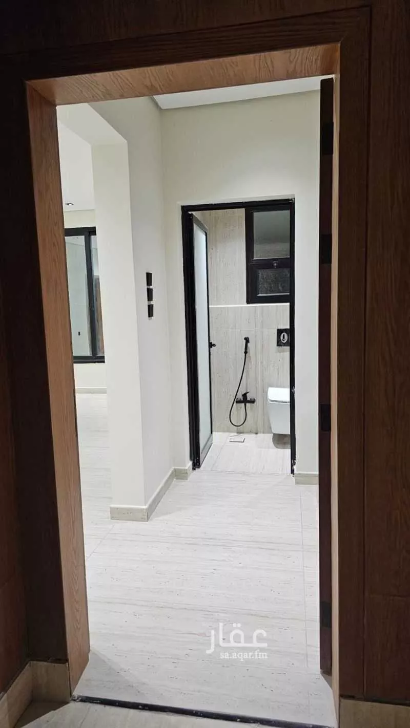 5 bedroom apartment in Dahiat King Fahd 4