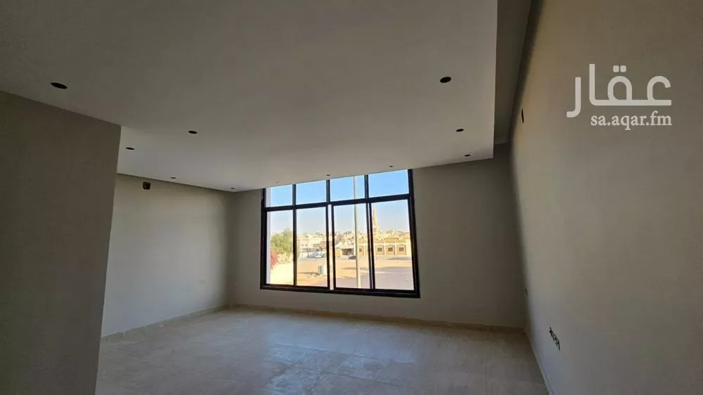 فيلا 5 غرف في الملك فيصل 2