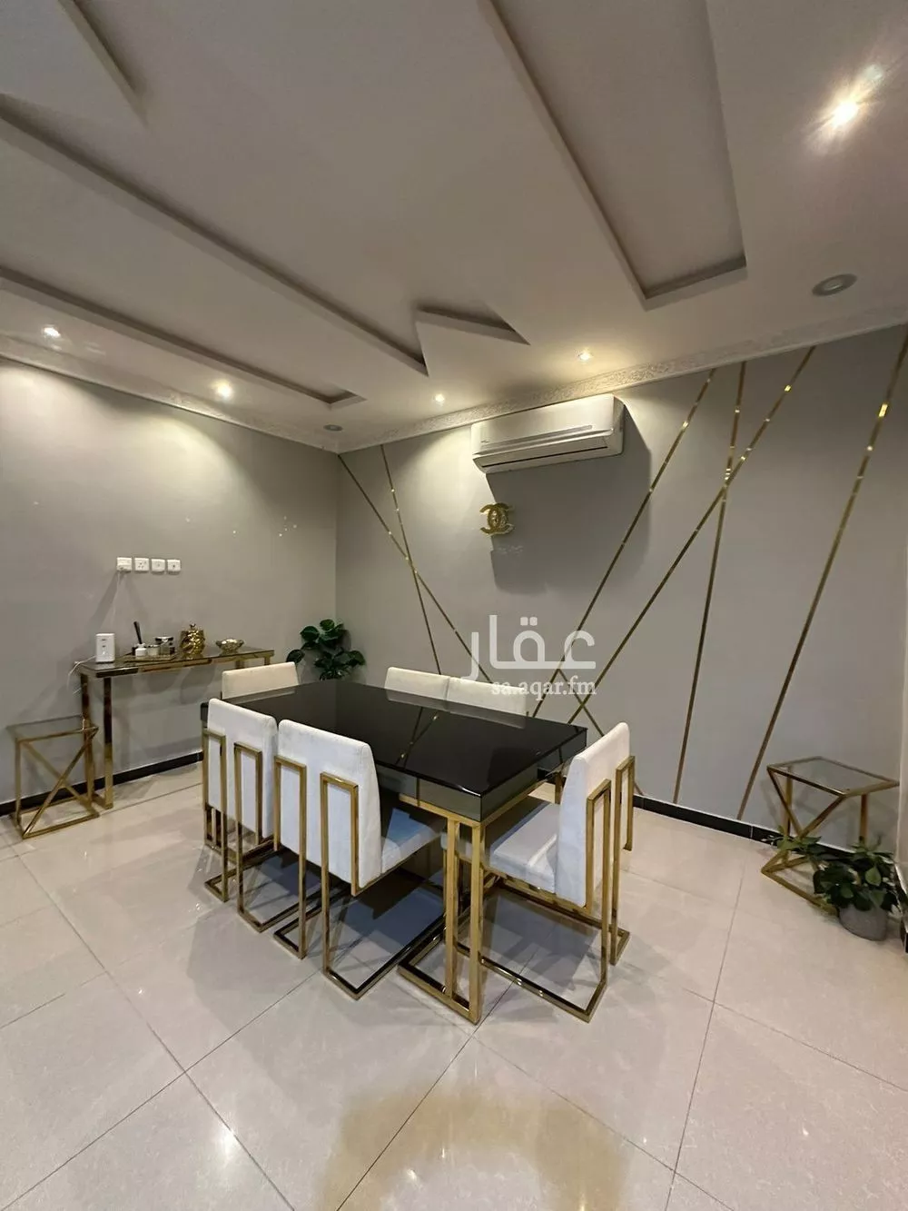 5 bedroom villa in Dhahrat Laban 1