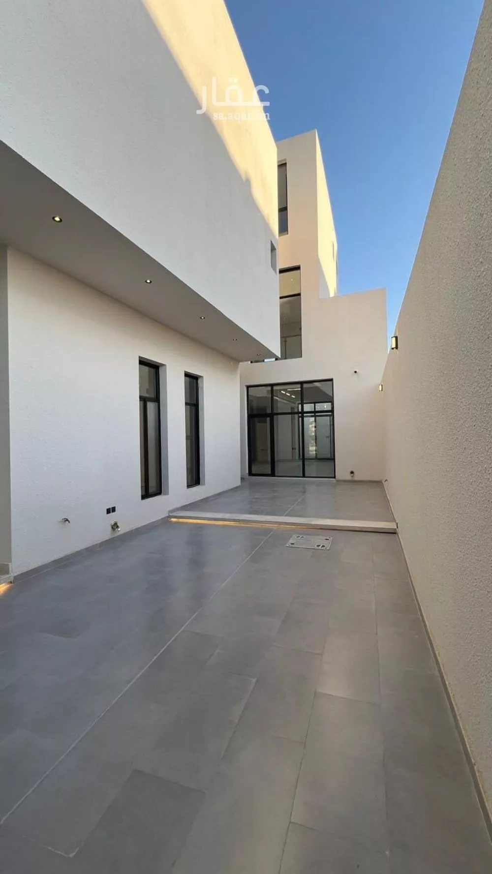 فيلا 5 غرف في المهدية 4