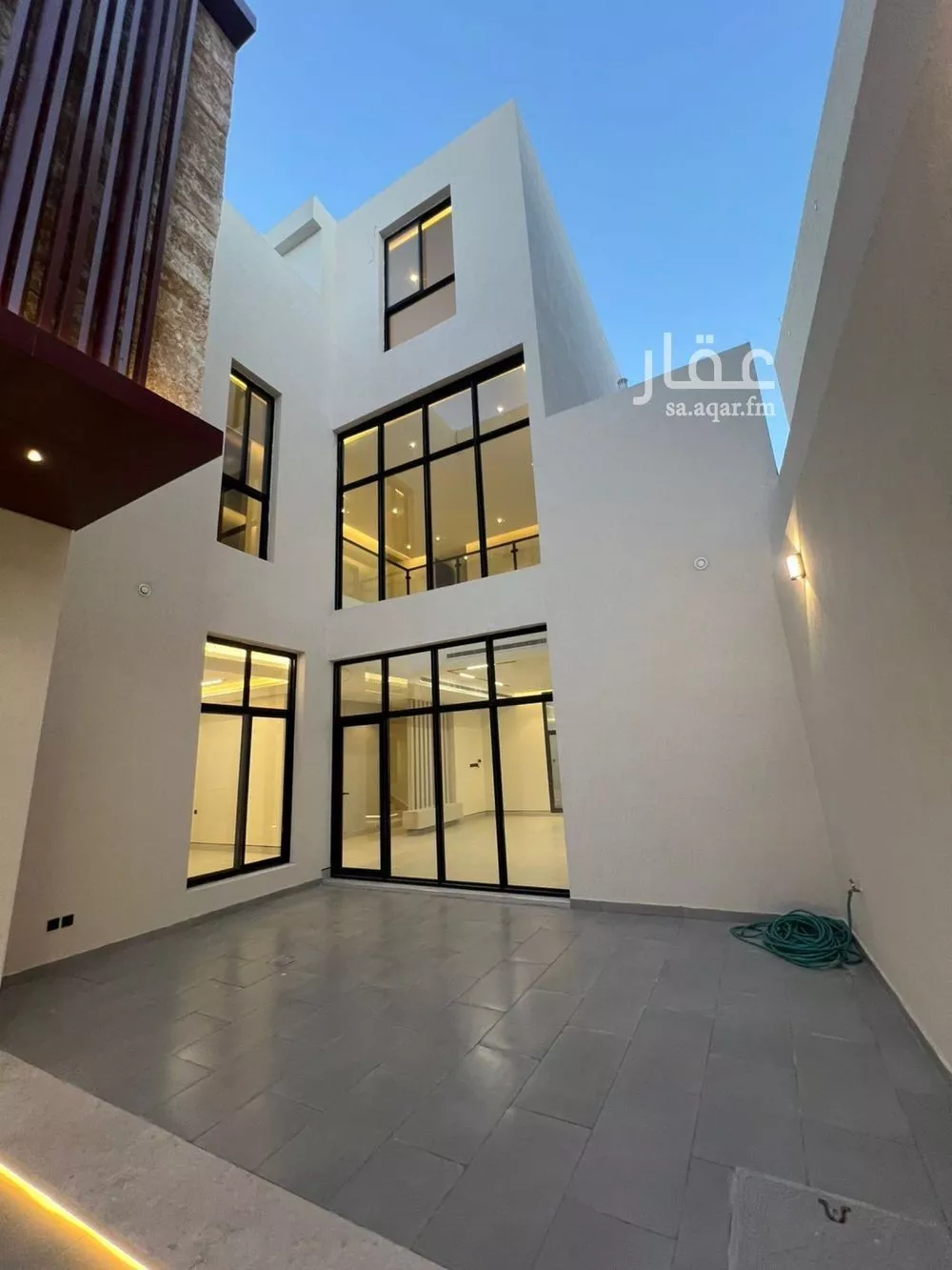 6 bedroom villa in Al Mahdiyyah 2