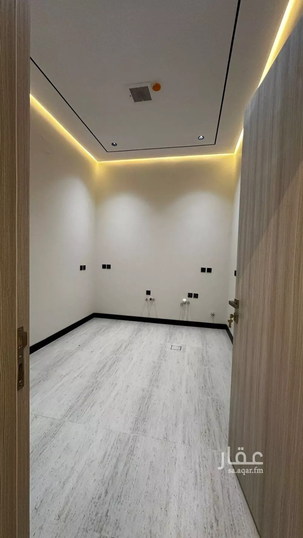 4 bedroom apartment in Dhahrat Laban, Riyadh 11