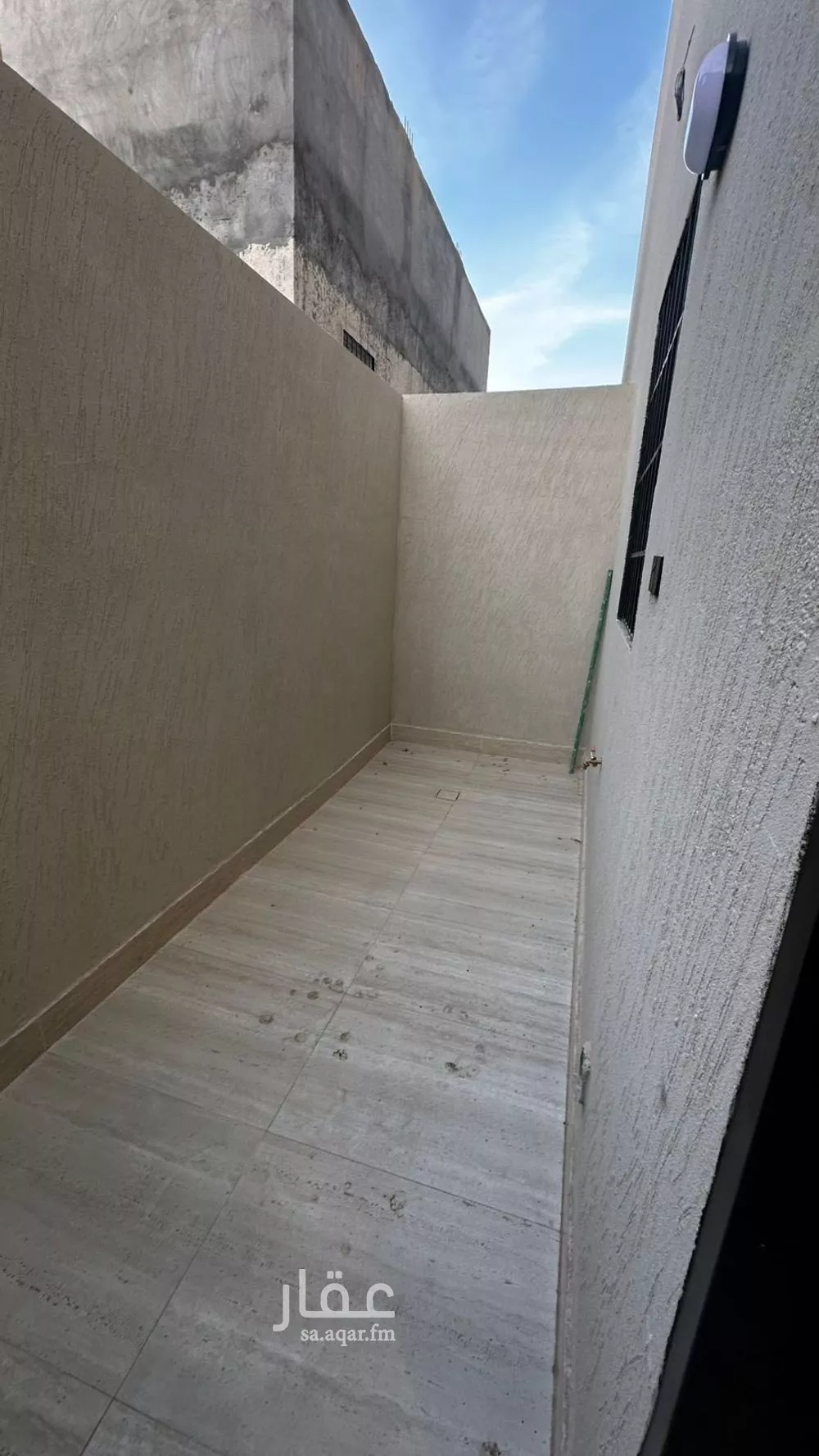 5 bedroom villa in Dhahrat Laban 3